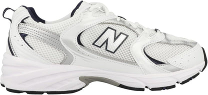 "New Balance 530: Estilo y Comodidad en Cada Paso"